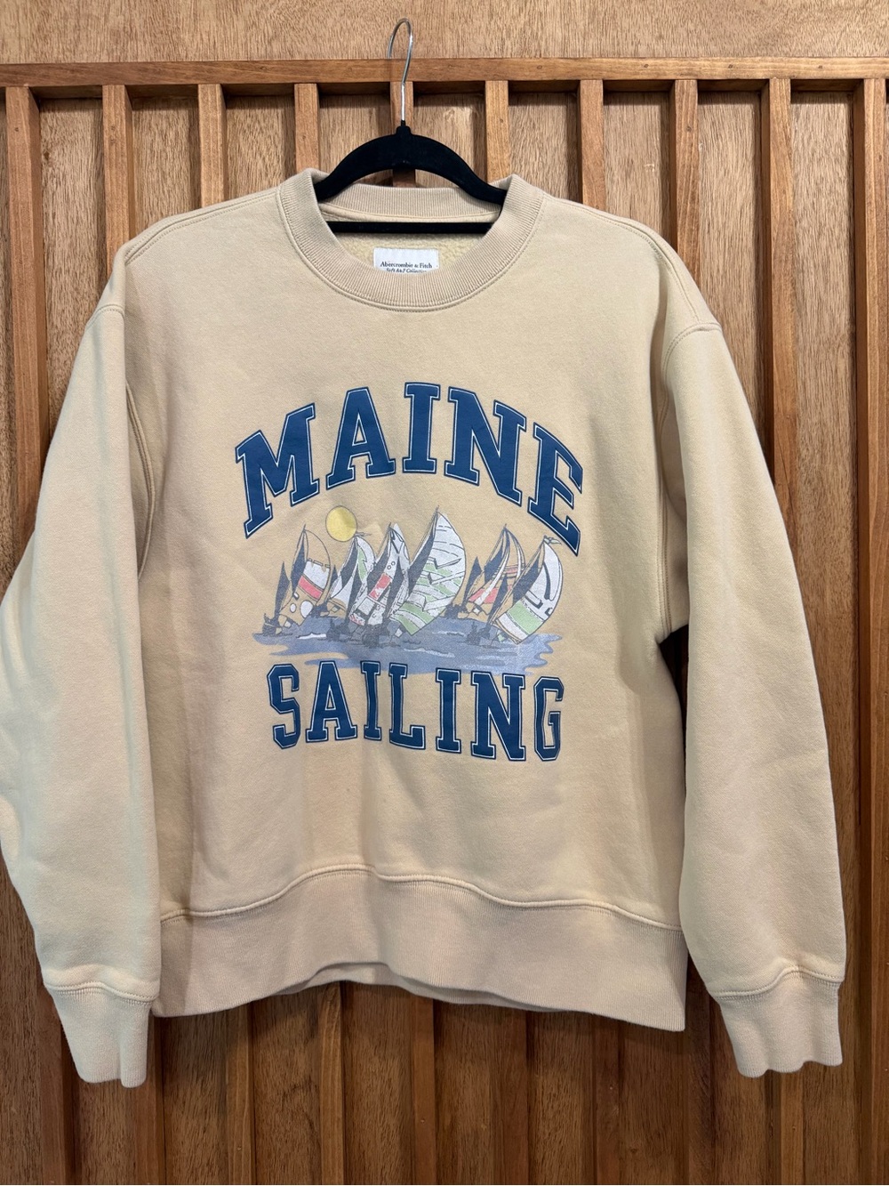 Abercrombie & Fitch Beige Crewneck with Blue 'Maine Sailing' Graphic